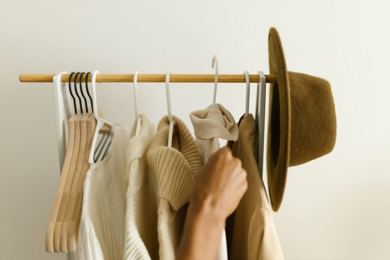 Capsule Wardrobe Essentials: Building a Versatile Wardrobe from Scratch