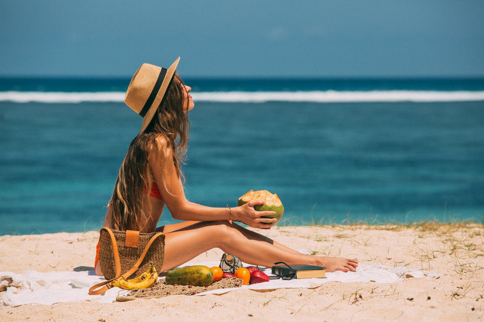Coconut girl aesthetic beach summer warm neutral fashion