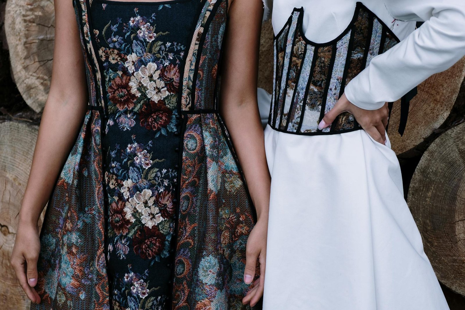 Dark coquette dark floral outfit women fashion aesthetic