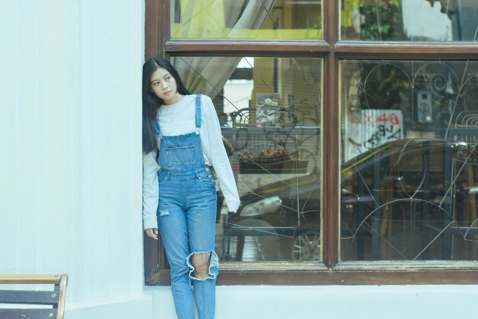 Light wash denim outfit women fashion all denim street style look