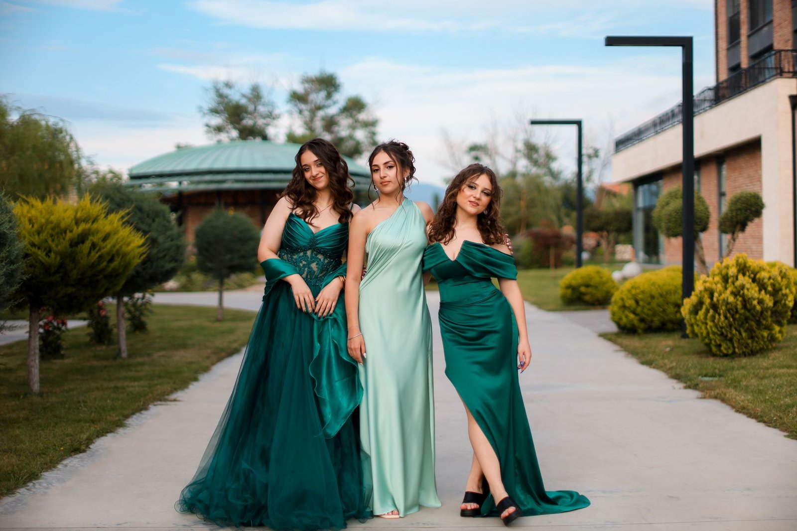 Formal evening outfit women gown fashion elegant look