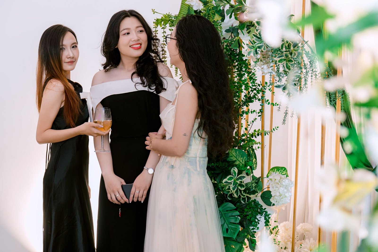 Garden Party Outfit Ideas: What to Wear