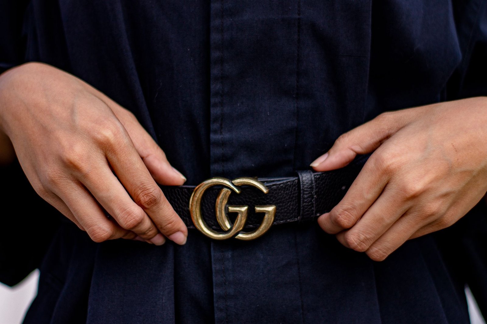 How to Style a Belt: Outfit Ideas and Styling Rules