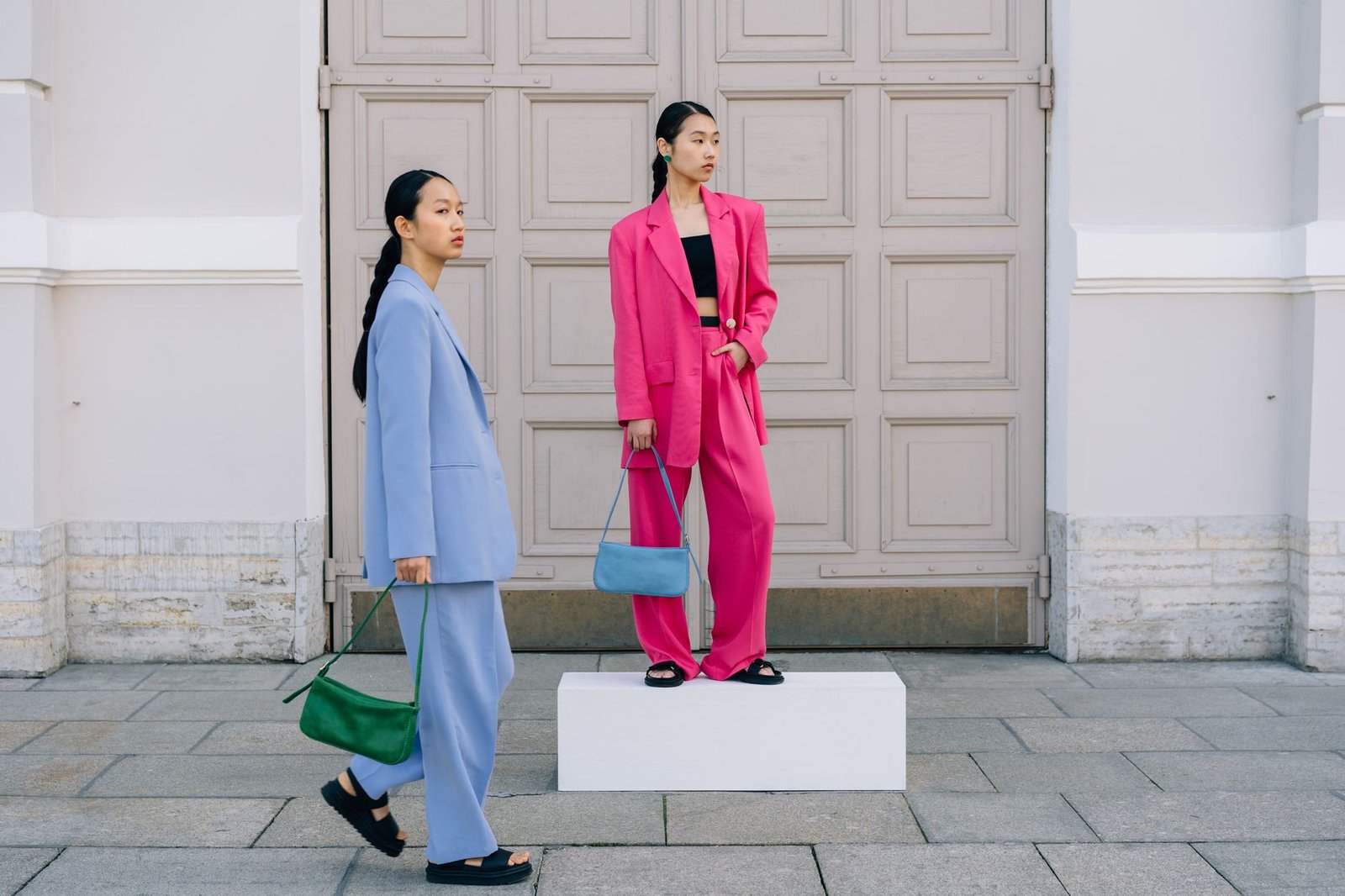 How to Style a Coloured Blazer: Bold Outfit Ideas That Actually Work