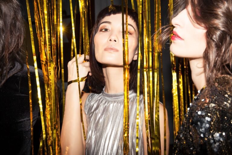 How to Style Metallics: Outfit Ideas for 2026