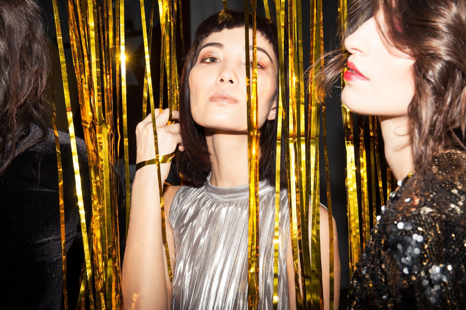 How to Style Metallics: Outfit Ideas for 2026