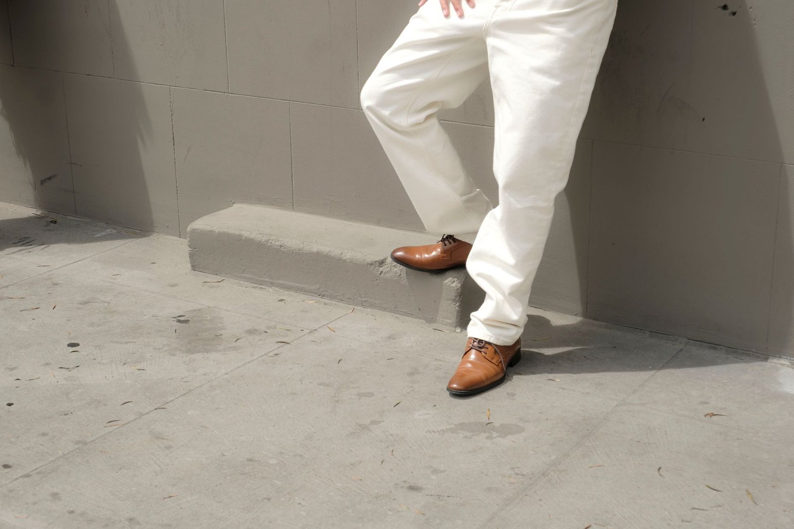 How to Style Oxford Shoes: The Complete Outfit Guide for 2026