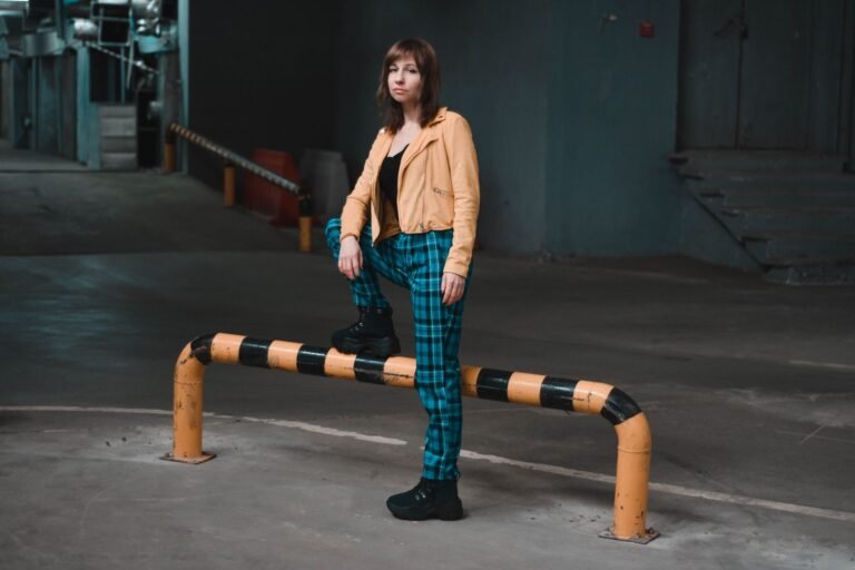 How to Style Plaid Trousers: Outfit Ideas for Modern Dressing