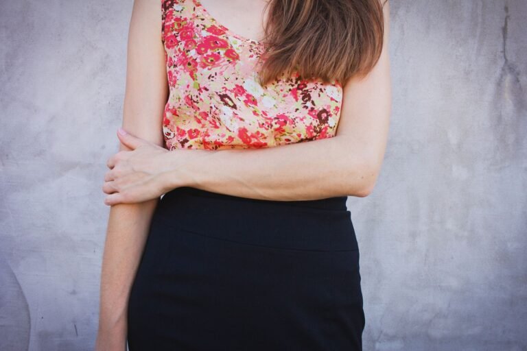 How to Style a Printed Blouse: Outfit Ideas That Work
