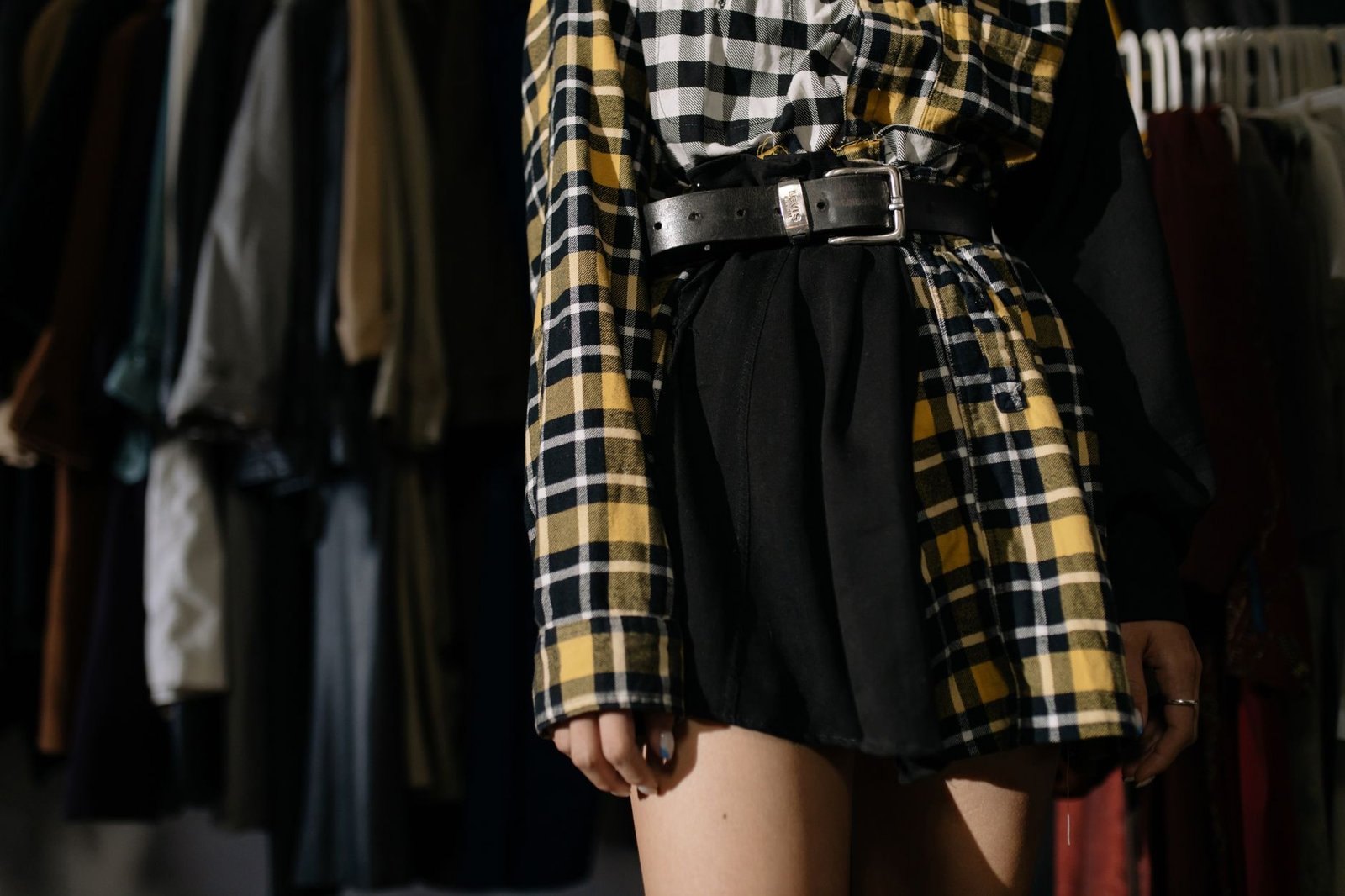 Plaid shacket tied waist casual streetwear outfit