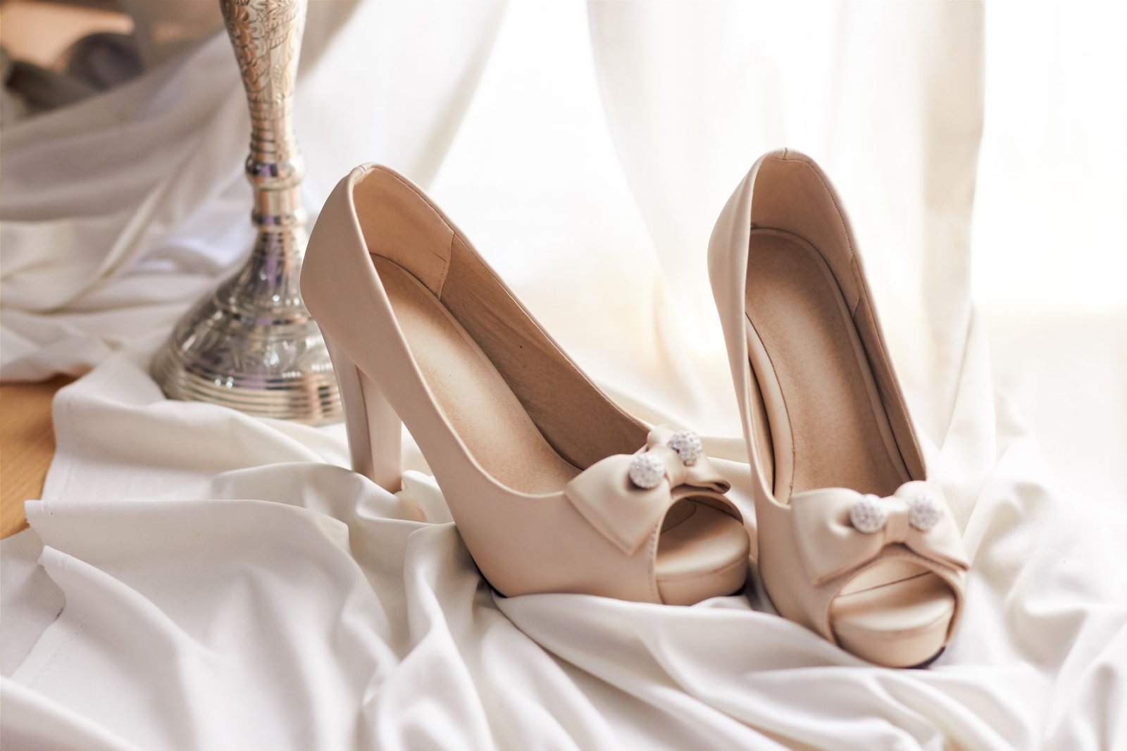 Bias cut satin skirt women fashion evening heeled shoes elegant