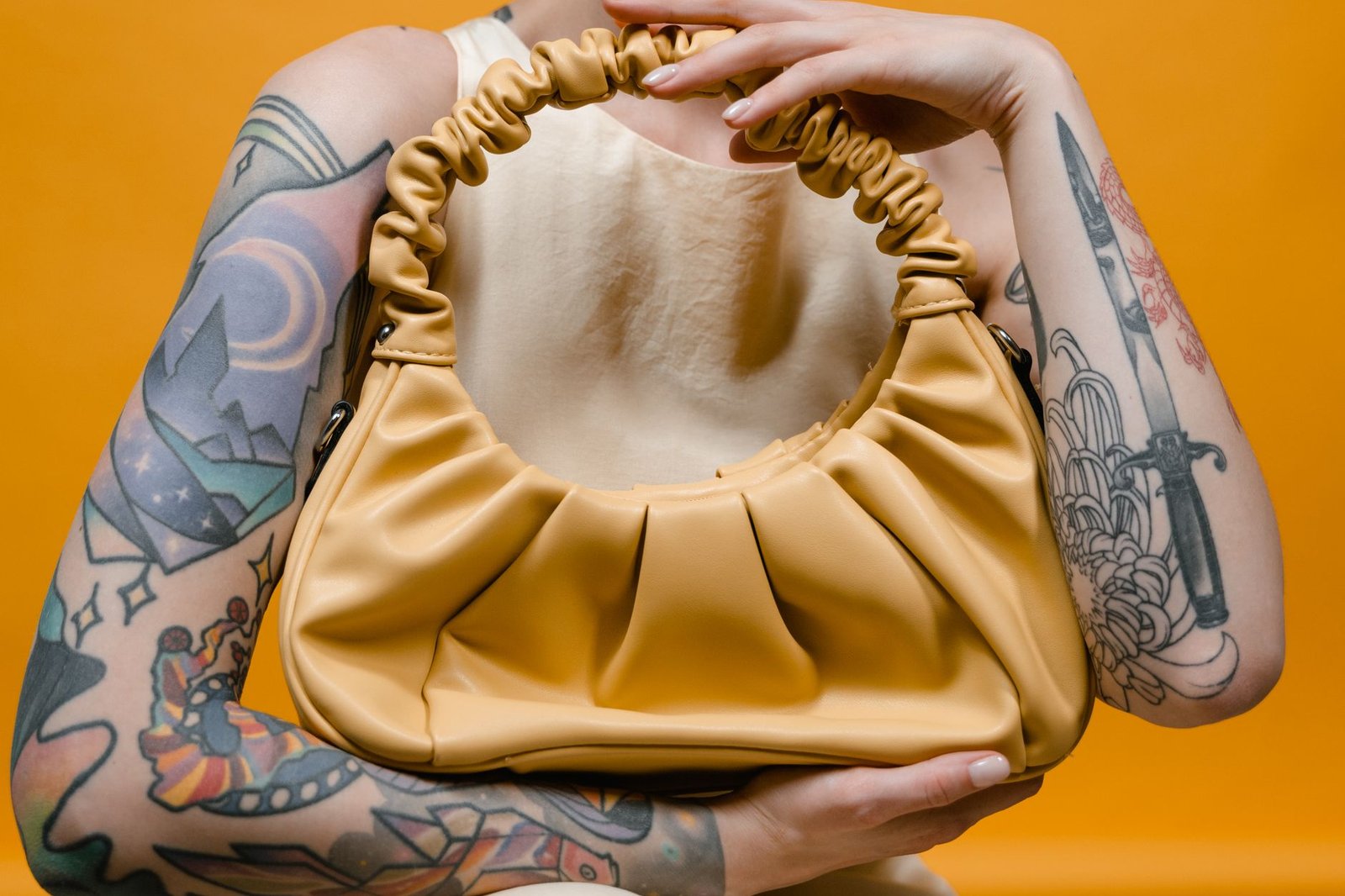 How to Style a Statement Bag