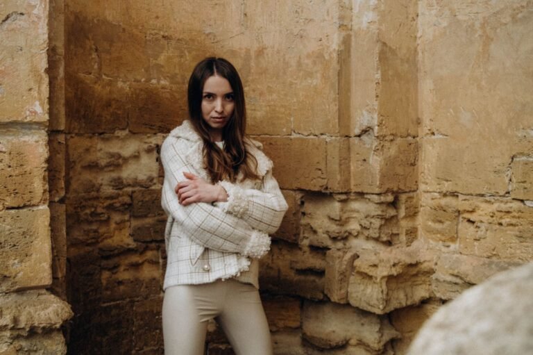 How to Style a Tweed Jacket: Classic Outfit Ideas With a Modern Edge