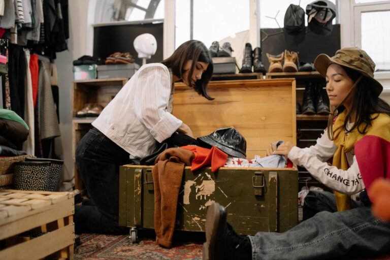 How to Thrift: The Complete Fashion Guide to Second-Hand Shopping