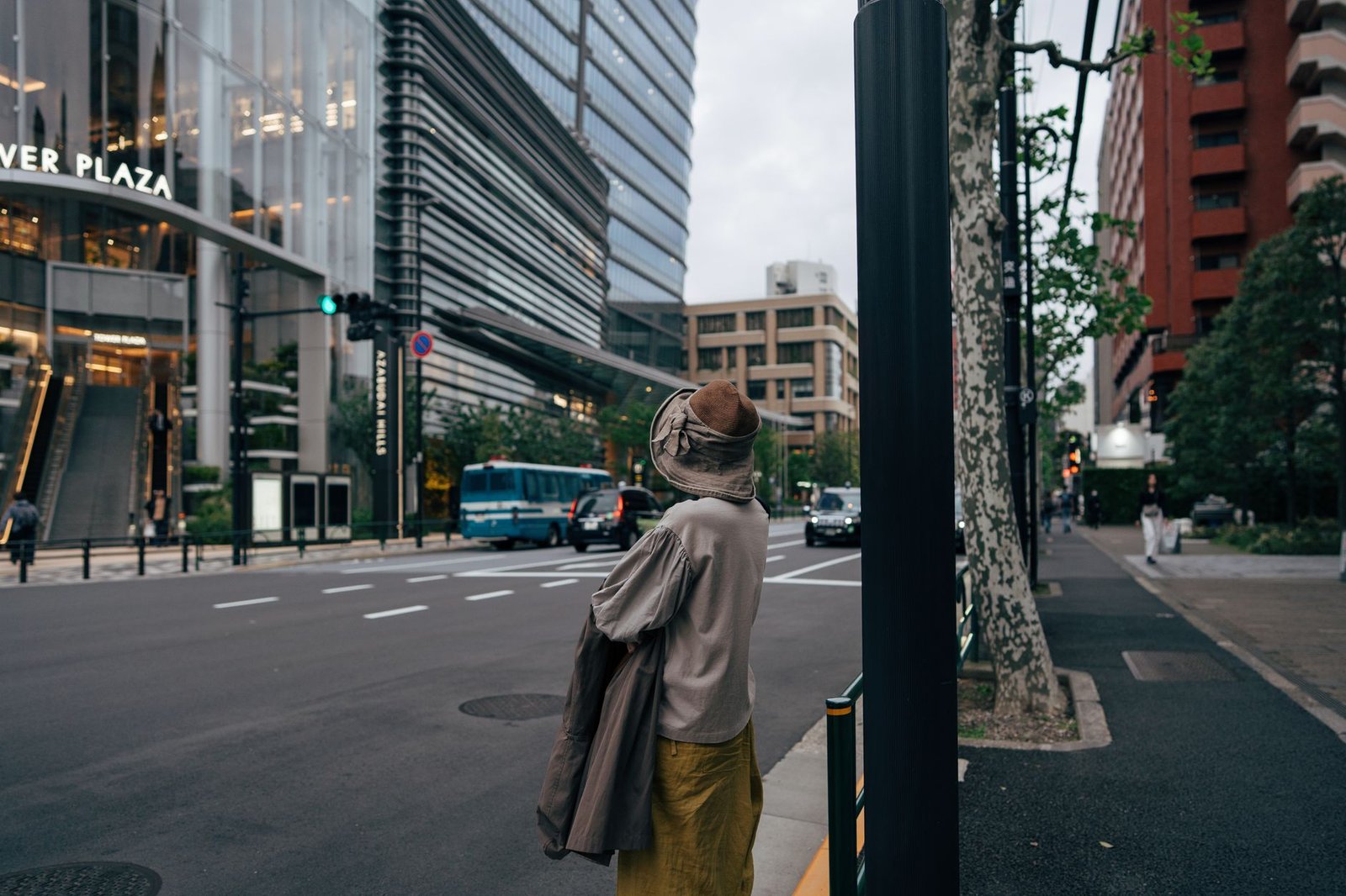 Japanese minimalist fashion in Tokyo contemporary style