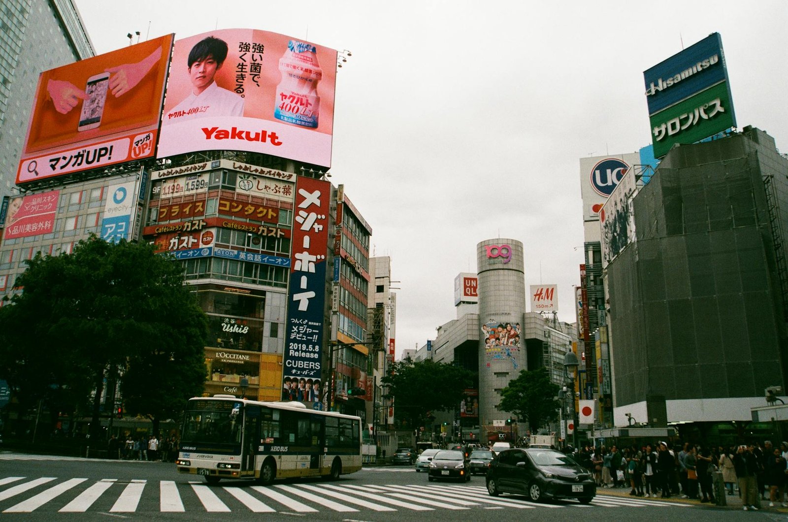 Japanese Fashion Aesthetics: The Complete Guide to Japan's Style Movements