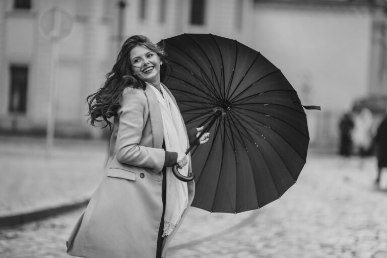 Rainy Day Outfit Ideas: What to Wear When It's Raining