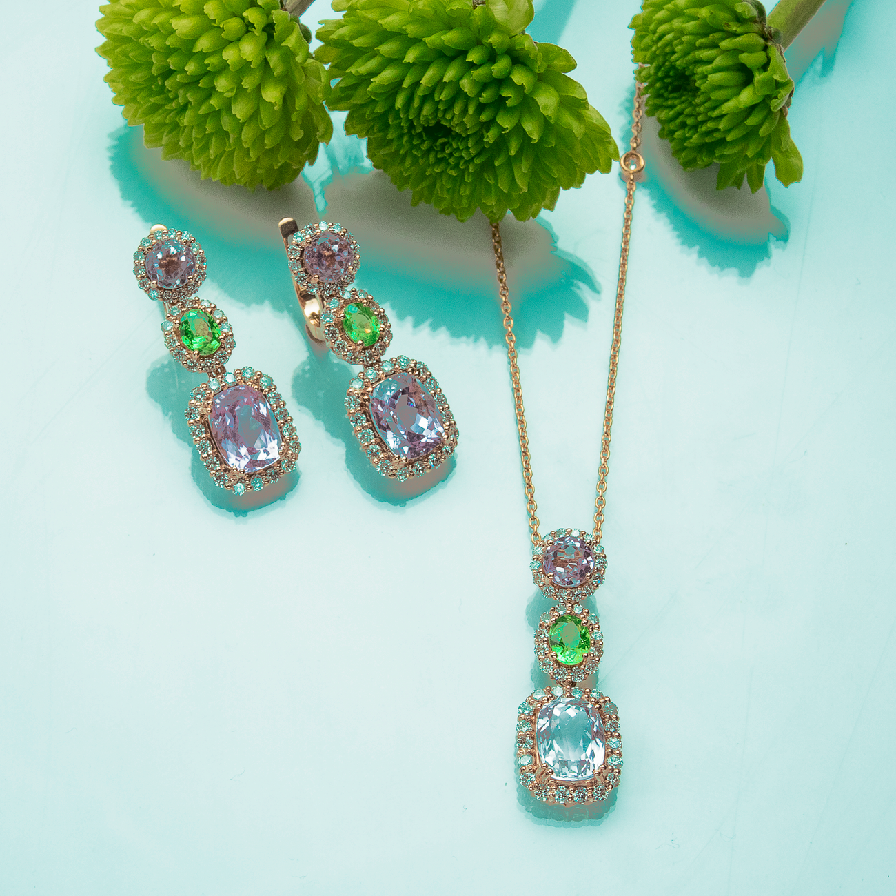 Chandelier earrings layered necklace royal fashion