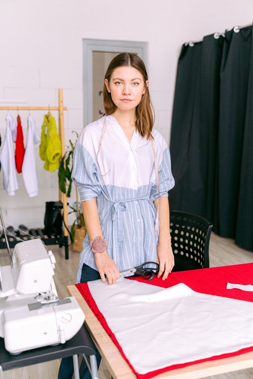 Sophia Bennett — Senior Fashion Editor & Style Consultant