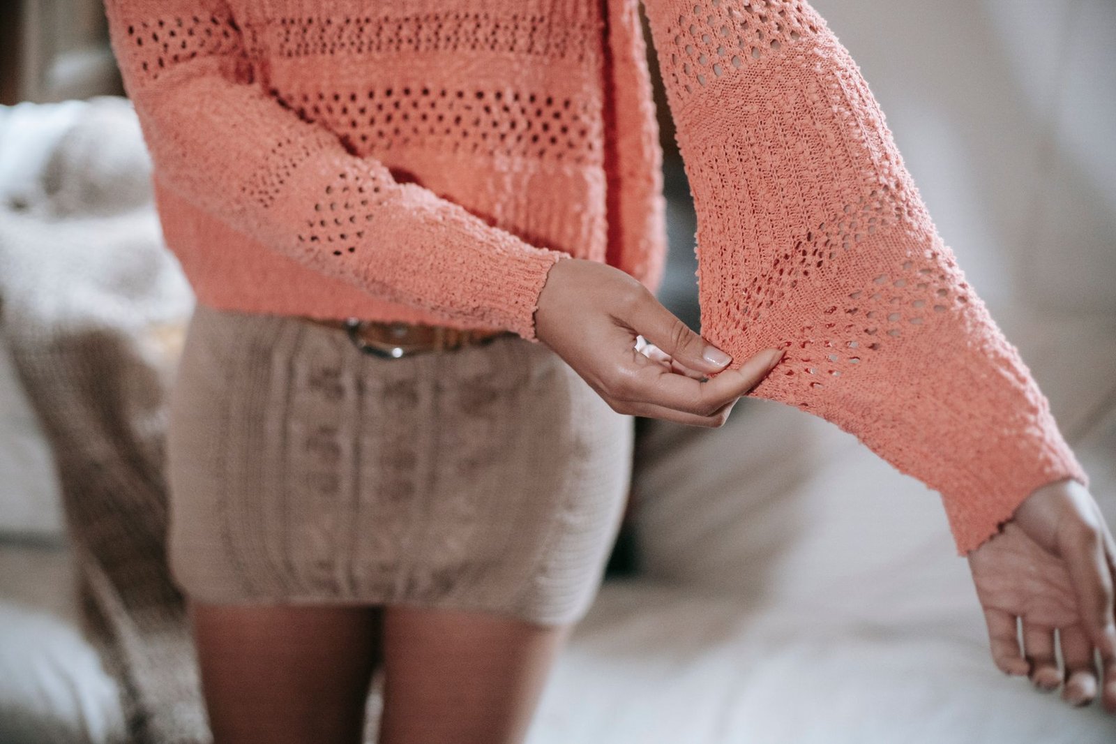 Spring knitwear linen outfit minimal style 2026