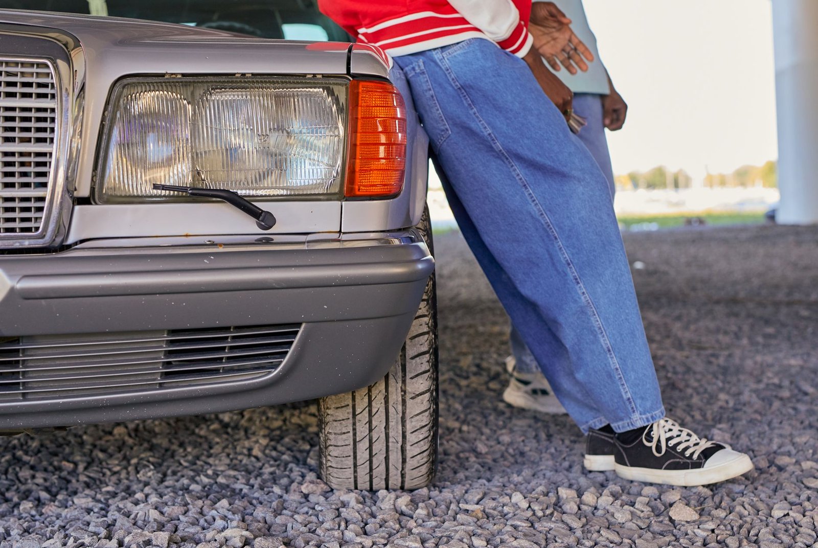 Streetwear Denim Guide: How to Choose and Style Jeans for Every Aesthetic