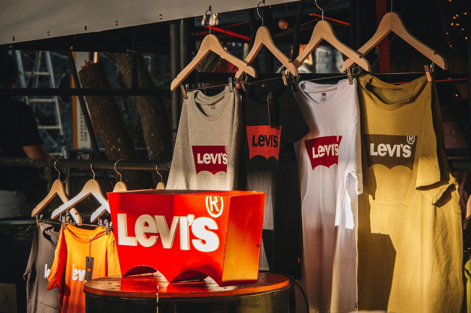 Streetwear brand community and cultural identity
