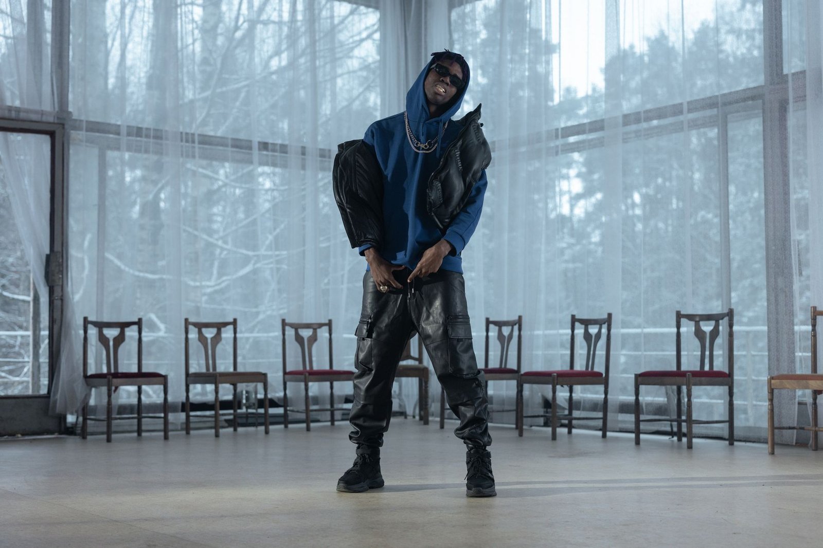 Timberland boots with wide-leg jeans hip-hop styling