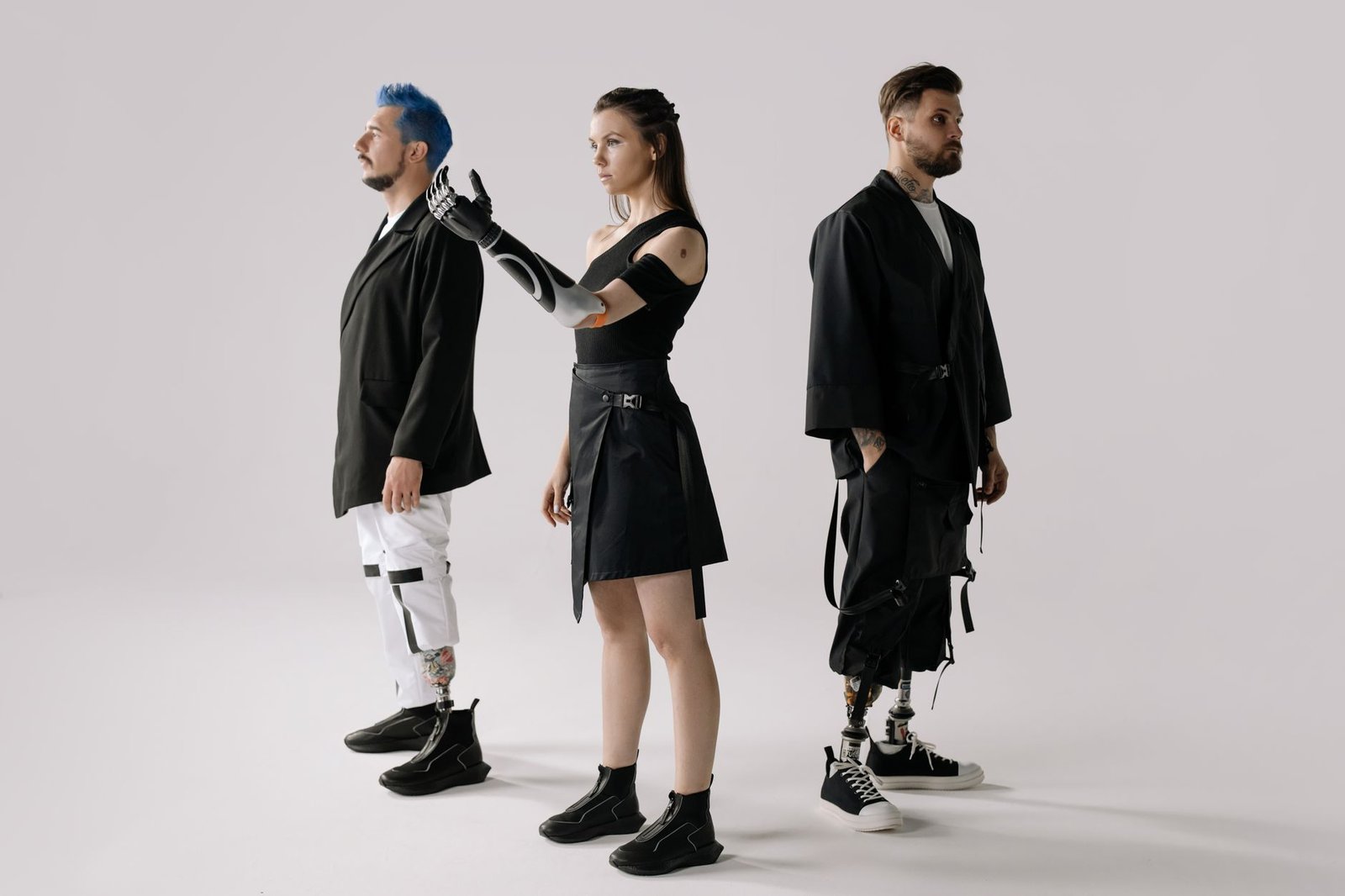 Techwear Fashion Outfits for Women: The Ultimate Style Guide