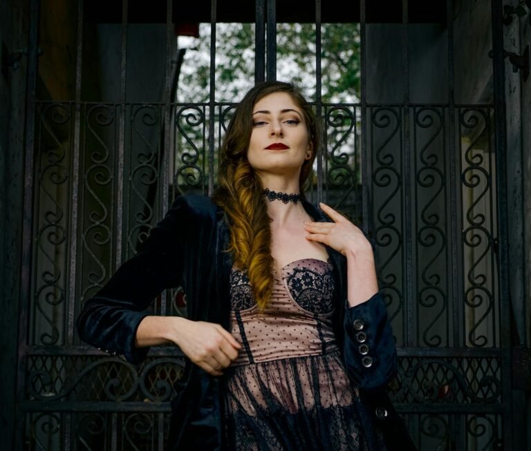 Whimsigoth Aesthetic Outfits: How to Dress the Playful Dark Fantasy Style