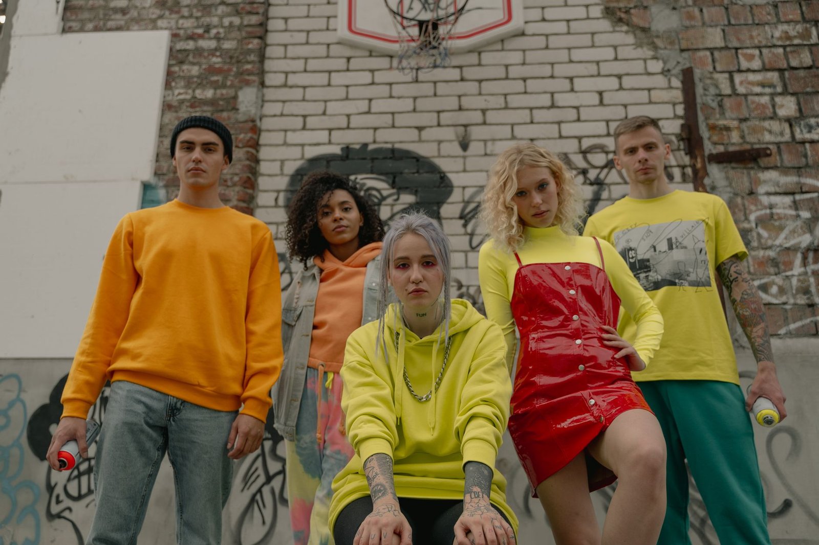 Women's Streetwear Outfits 2026: How to Dress the Culture on Your Own Terms